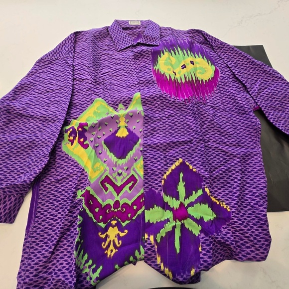 Classic Gianni Versace 100% Silk Shirt ONE OF A KIND!!! - Picture 12 of 15